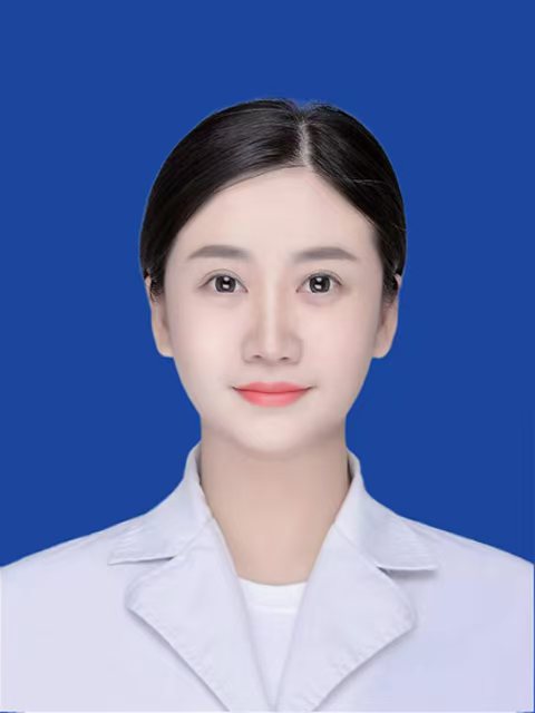 王敏老师-照片.png